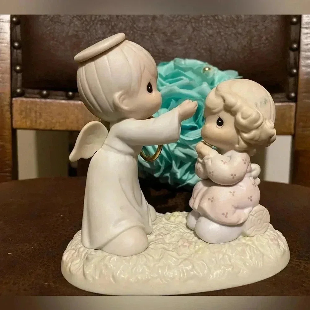 Precious Moments “Halo”. - Picture 1 of 3